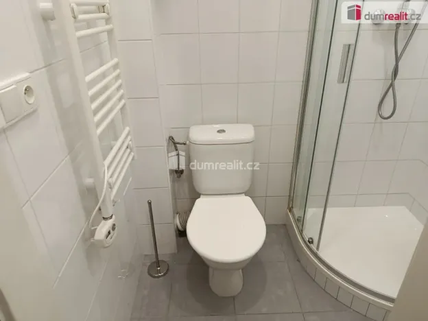 Pronájem bytu 1+kk, Praha - Vršovice, Na spojce, 19 m2