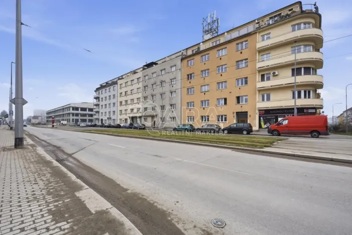 Pronájem bytu 2+kk, Praha - Vysočany, Kolbenova, 60 m2