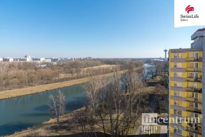 Pronájem bytu 2+kk, Pardubice, nábřeží Závodu míru, 42 m2