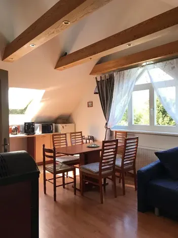 Prodej vícegeneračního domu, Pila, 220 m2