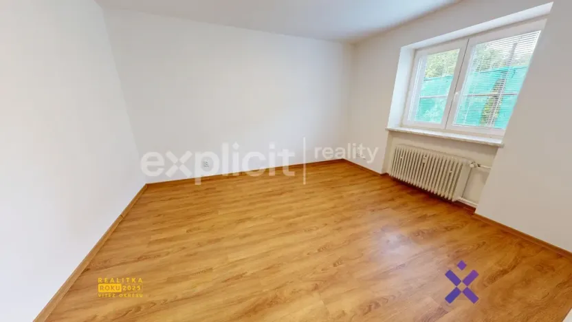 Pronájem bytu 1+1, Vsetín, Na Hrázi, 31 m2
