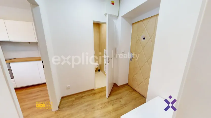 Pronájem bytu 1+1, Vsetín, Na Hrázi, 31 m2