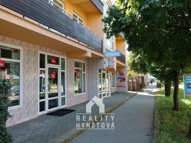 Pronájem obchodního prostoru, Blansko, Bezručova, 136 m2