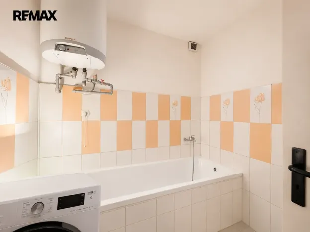 Prodej vícegeneračního domu, Březnice, Náměstí, 414 m2