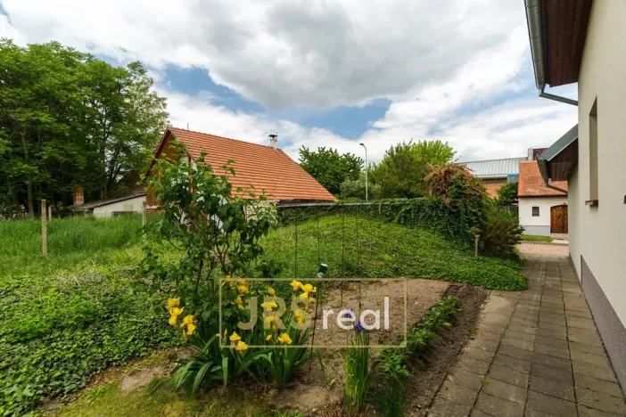 Prodej pozemku pro bydlení, Březí, 289 m2