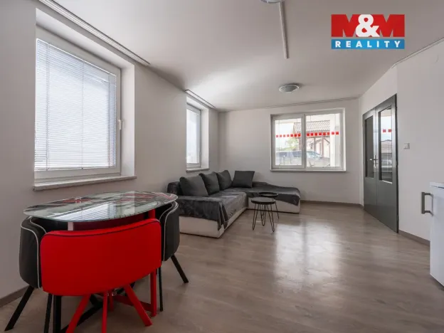 Pronájem skladu, Postupice - Milovanice, 212 m2