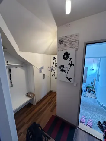 Pronájem bytu 2+kk, Praha, Hradešínská, 47 m2