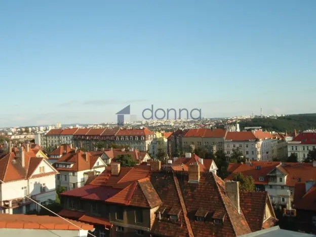 Pronájem bytu 2+kk, Praha, Hradešínská, 47 m2