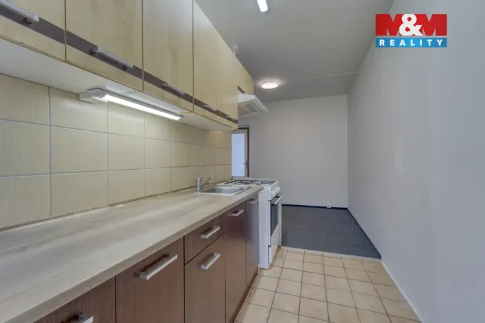 Prodej bytu 2+1, Hroznětín, Sídliště, 56 m2