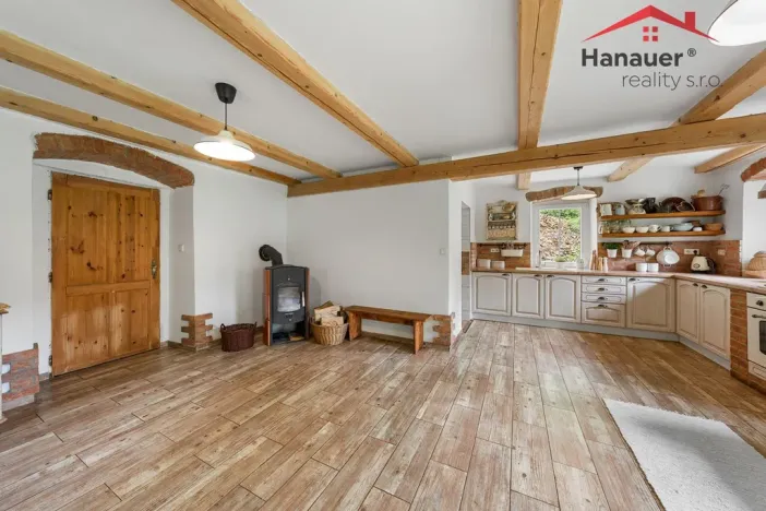 Prodej rodinného domu, Libouchec - Čermná, 176 m2