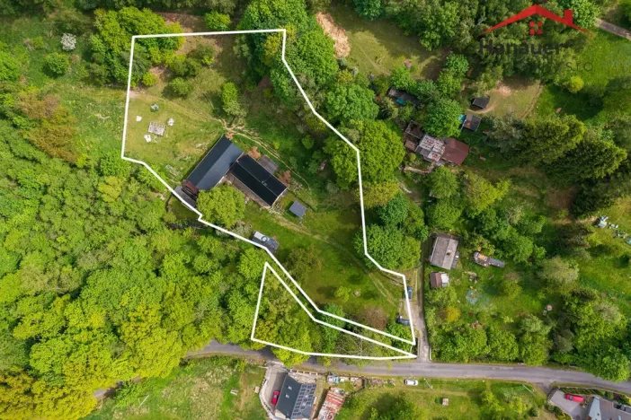 Prodej rodinného domu, Libouchec - Čermná, 176 m2
