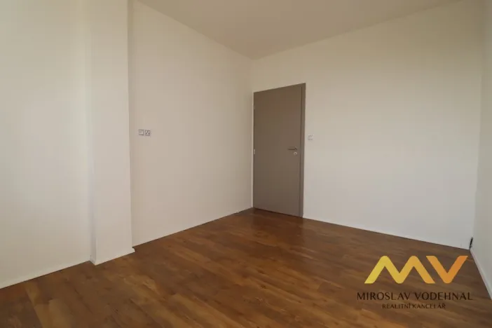 Pronájem bytu 2+kk, Hradec Králové - Třebeš, Pod Svahem, 62 m2