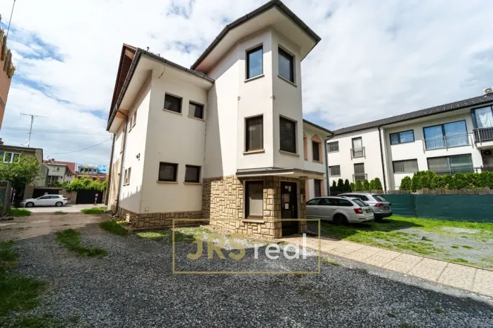 Prodej bytu 2+kk, Hodonín, 52 m2