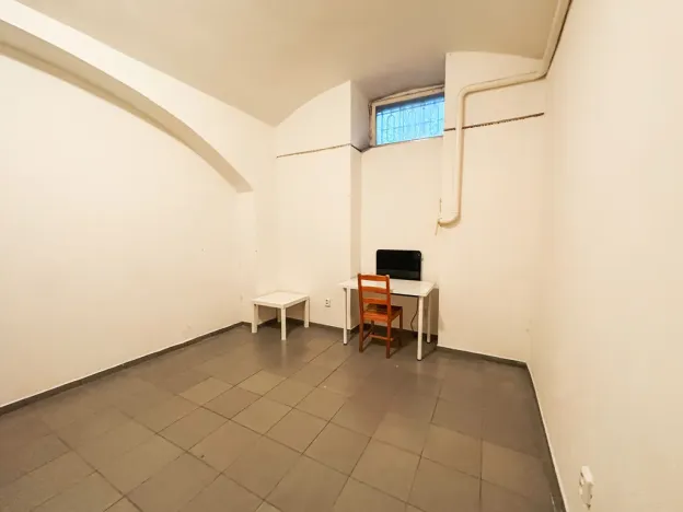 Pronájem bytu 1+kk, Praha - Smíchov, Holečkova, 20 m2