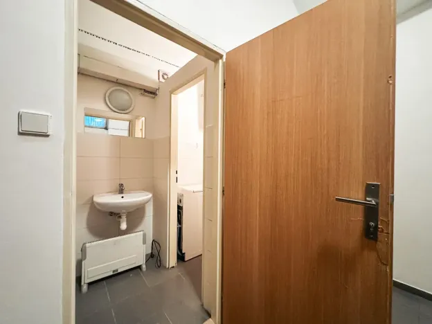 Pronájem bytu 1+kk, Praha - Smíchov, Holečkova, 20 m2