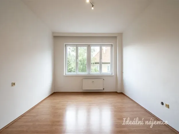 Pronájem bytu 2+1, Praha - Střešovice, Na Hubálce, 43 m2