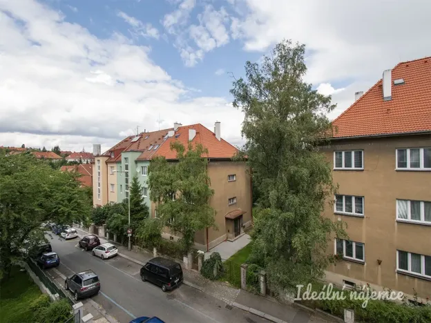 Pronájem bytu 2+1, Praha - Střešovice, Na Hubálce, 43 m2