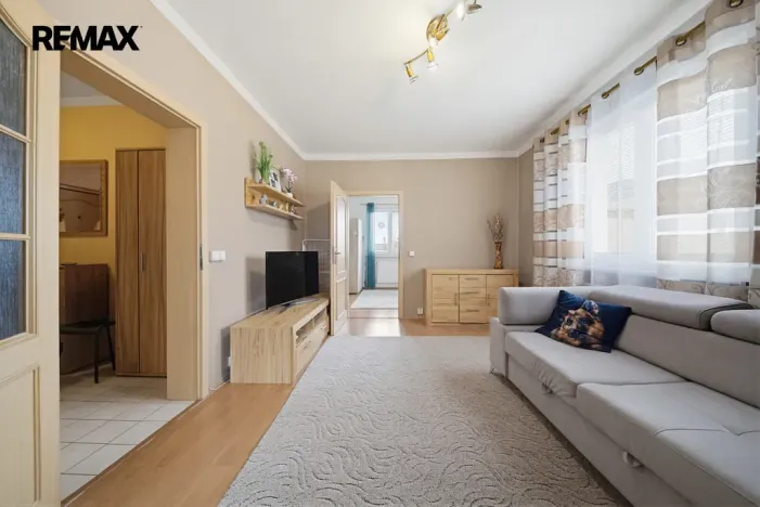Prodej bytu 3+1, Chodov, Obránců míru, 52 m2