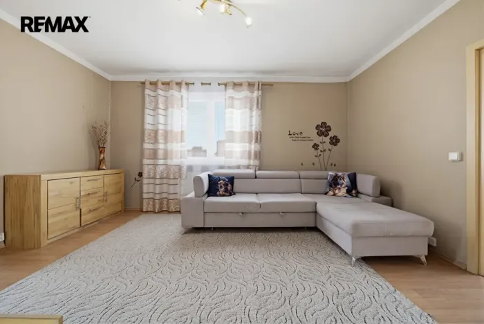 Prodej bytu 3+1, Chodov, Obránců míru, 52 m2
