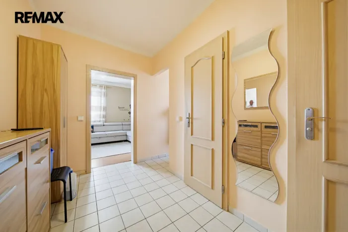 Prodej bytu 3+1, Chodov, Obránců míru, 52 m2