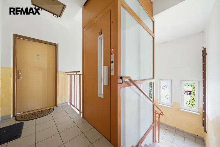 Prodej bytu 3+1, Chodov, Obránců míru, 52 m2