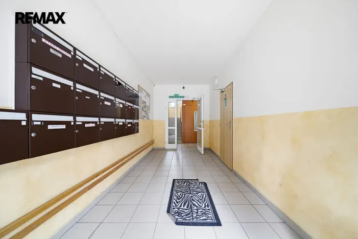 Prodej bytu 3+1, Chodov, Obránců míru, 52 m2