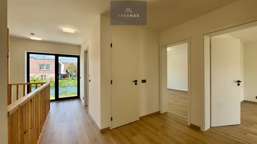 Pronájem rodinného domu, Staříč, 160 m2