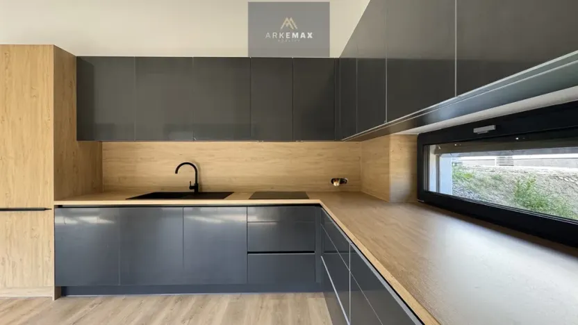 Pronájem rodinného domu, Staříč, 160 m2
