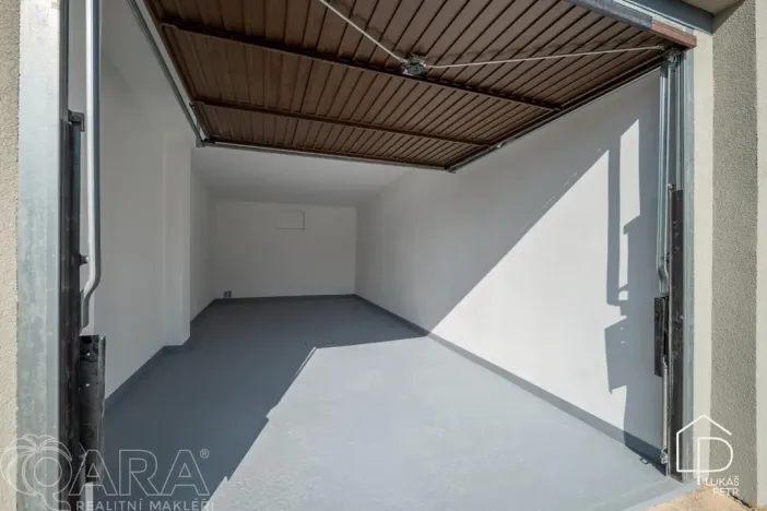 Prodej garáže, Praha - Čakovice, K sedlišti, 20 m2