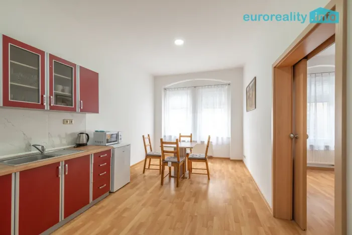 Prodej bytu 2+kk, Karlovy Vary, Moskevská, 47 m2