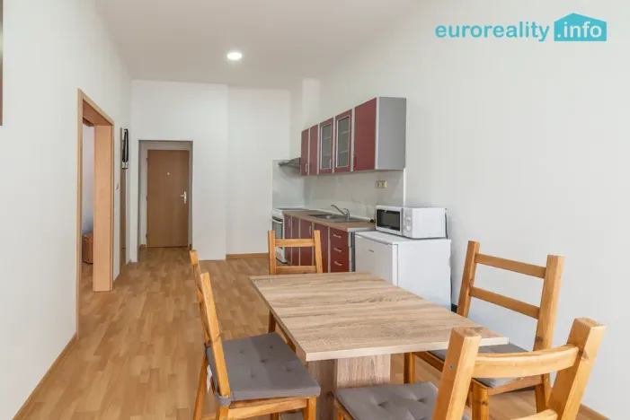 Prodej bytu 2+kk, Karlovy Vary, Moskevská, 47 m2