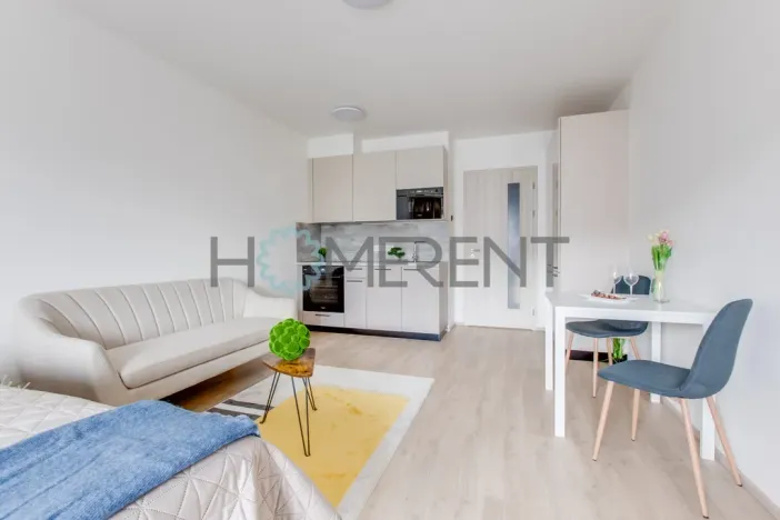 Pronájem bytu 1+kk, Praha - Háje, Sochorcova, 33 m2