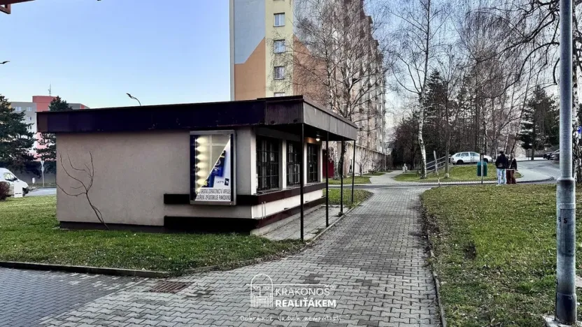 Pronájem obchodního prostoru, Kopřivnice, Obránců míru, 26 m2