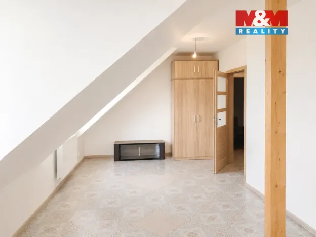 Prodej bytu 3+kk, Břežany II, 85 m2