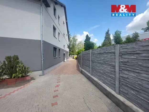 Prodej bytu 3+kk, Břežany II, 85 m2