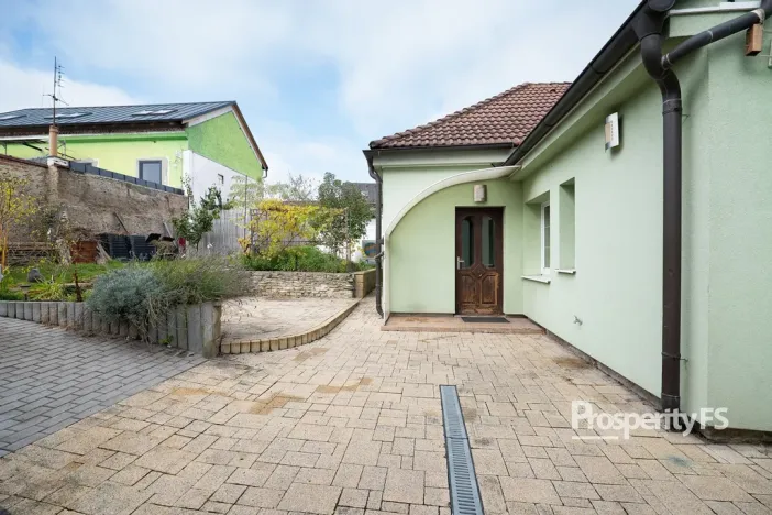 Prodej rodinného domu, Kladno - Kročehlavy, Unhošťská, 229 m2