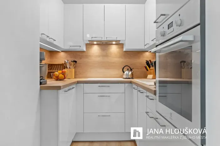 Prodej bytu 2+kk, Praha - Háje, Steinerova, 42 m2