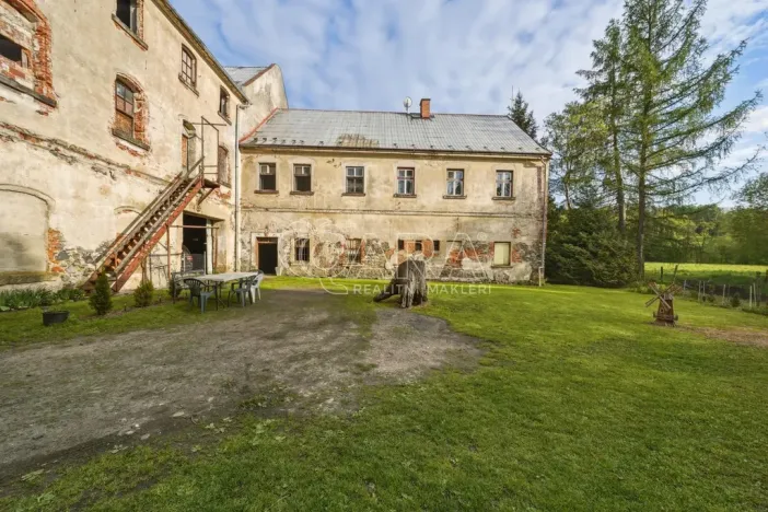 Prodej zemědělského objektu, Frýdlant, Zámecká, 2260 m2