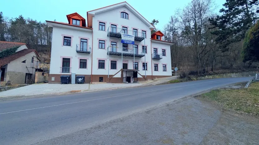 Pronájem bytu 2+kk, Peruc, U Koupaliště, 54 m2