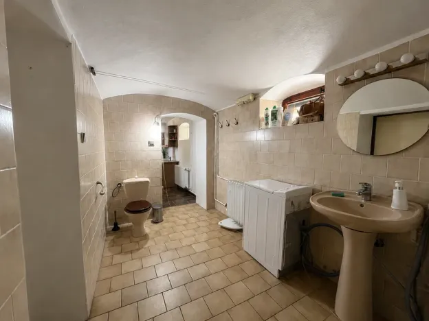 Prodej rodinného domu, Očihov, 280 m2
