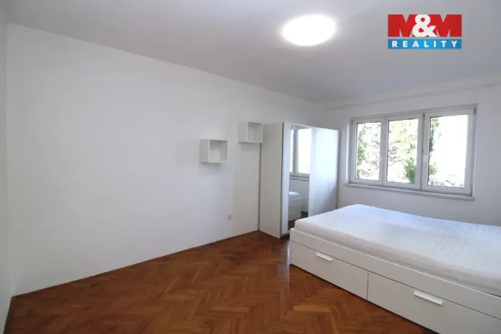 Pronájem bytu 2+1, Praha - Strašnice, Sečská, 63 m2