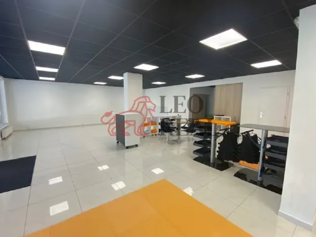 Prodej obchodního prostoru, Brno, Kosmova, 120 m2