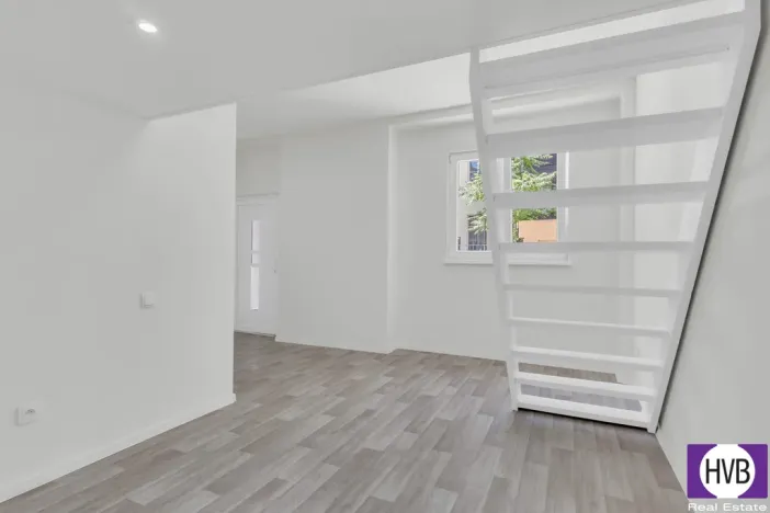 Prodej bytu 1+kk, Praha, Husitská, 30 m2