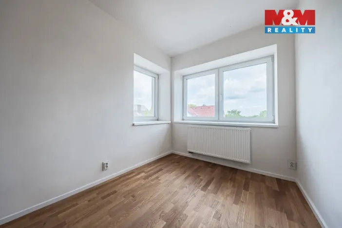 Prodej bytu 4+kk, Praha - Ruzyně, Duchcovská, 77 m2