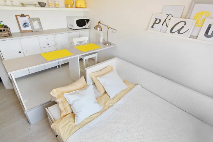 Pronájem bytu 1+kk, Praha - Holešovice, Heřmanova, 20 m2