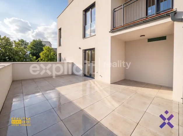 Pronájem bytu 2+kk, Zlín, Tyršovo nábřeží, 51 m2