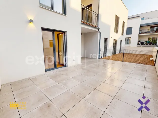 Pronájem bytu 2+kk, Zlín, Tyršovo nábřeží, 51 m2