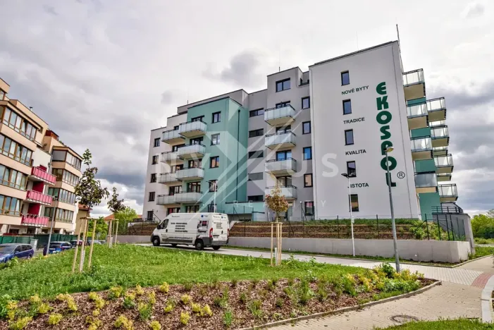 Pronájem bytu 2+kk, Praha - Strašnice, Strančická, 52 m2
