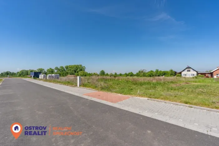 Prodej pozemku pro bydlení, Újezd, 768 m2