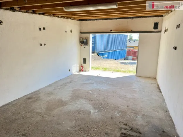 Pronájem garáže, Kralupy nad Vltavou, V Uličce, 33 m2